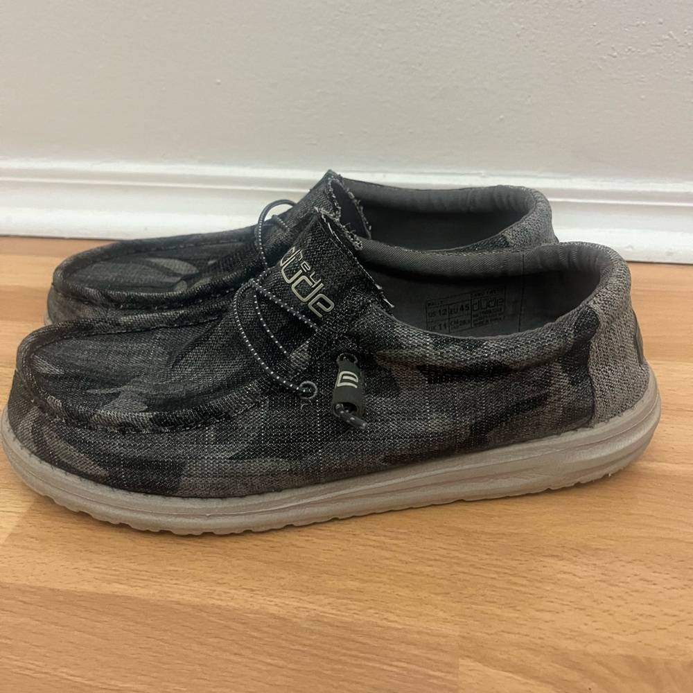 Hey Dude Men's Size 12